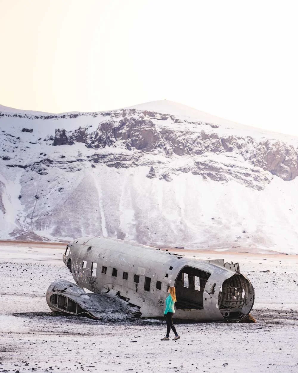 The Solheimasandur Plane Wreck: Is it worth the hype? — Walk My World